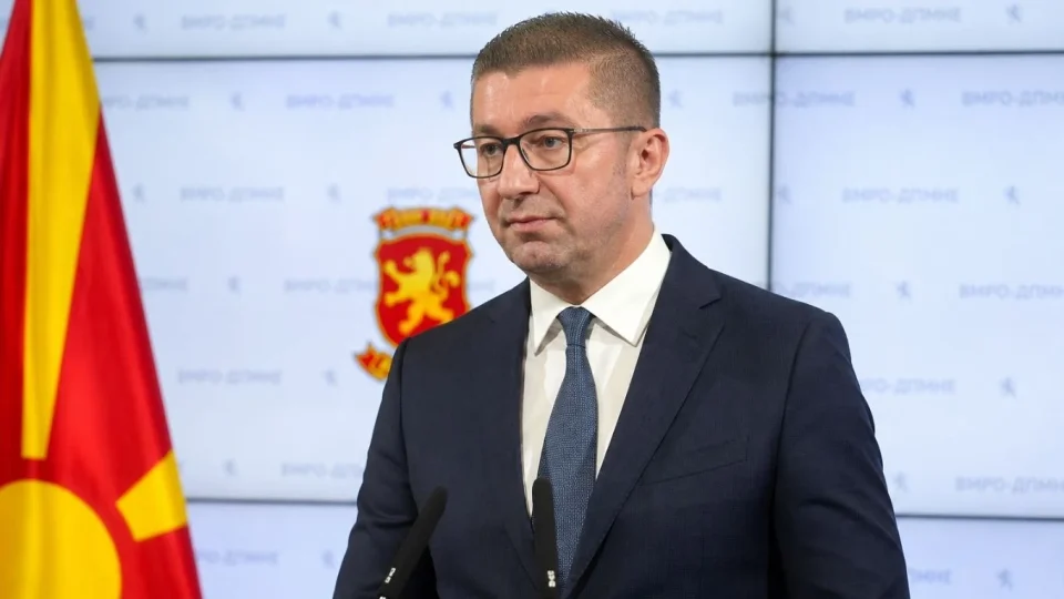 Прашањето останува исто: може ли Македонија да оди кон ЕУ без да го плати патот со идентитетска неизвесност?